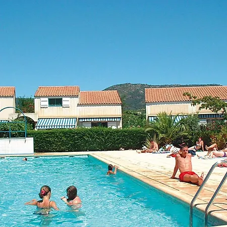 Lagrange Le Domaine D'azur Et Tahiti Park Apartmanhotel Le Lavandou