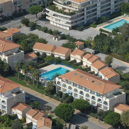 Apartmanhotel Lagrange Le Domaine D'azur Et Tahiti Park *